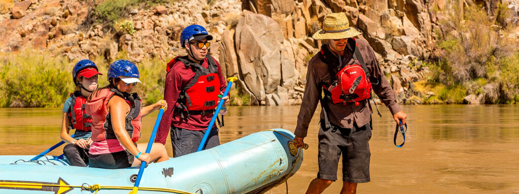 Rafting sur le fleuve Colorado avec les Hualapai River Runners grand canyon whitewater rafting